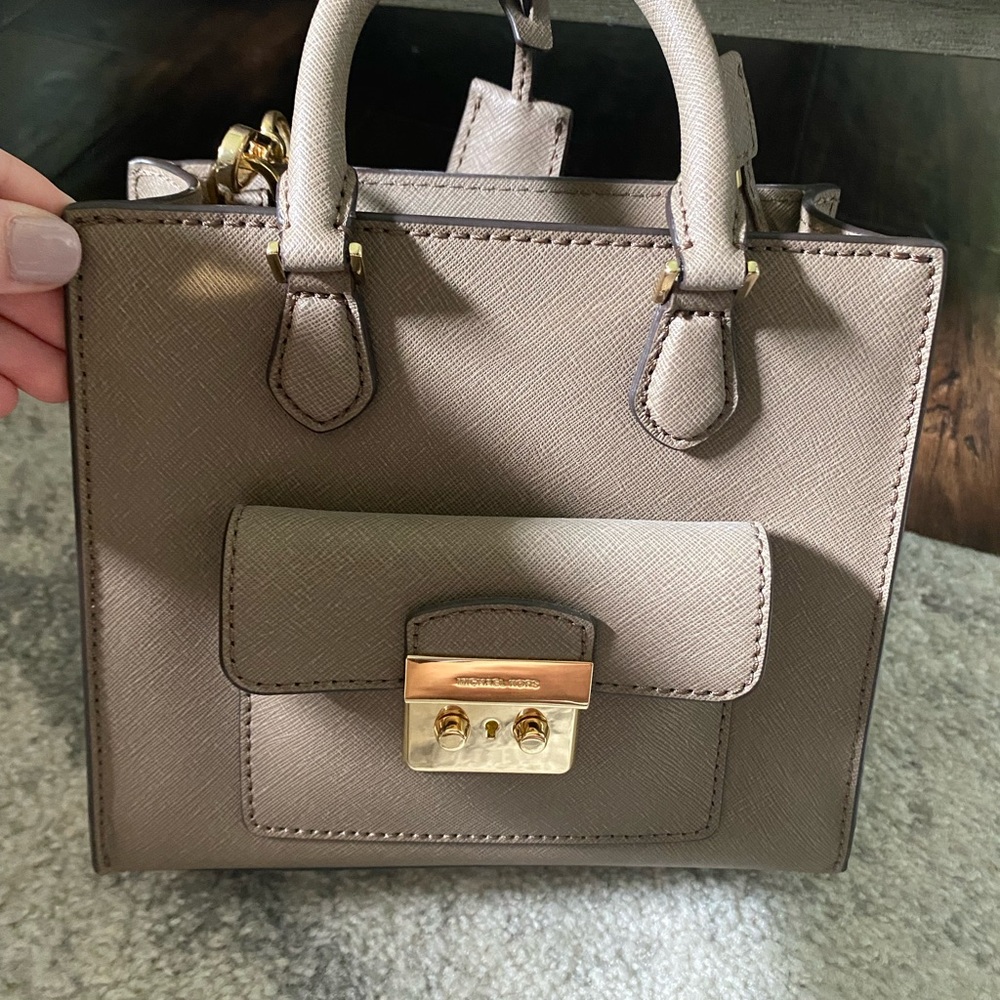 Michael Kors crossbody purse